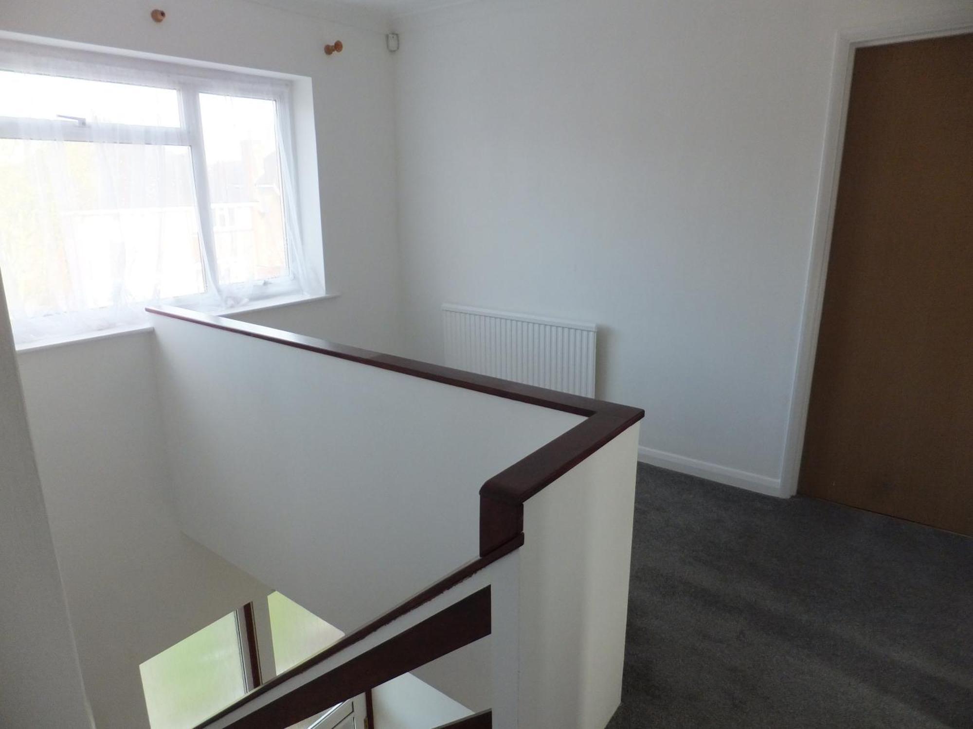 Many Worlds Meet - Eurostar, Wimbledon 30 Mins, Central London, Gatwick 15 Mins - Spacious, Sleeps Up To 16 Plus Cot - Free Wifi, Parking - Next To Lloyd Park, Great For Families, Walkers, Relocators - Ideal For Contractors 크로이던 외부 사진